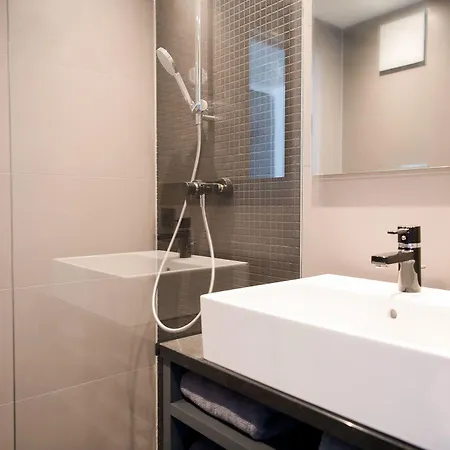 Hotel Deluxe 4*