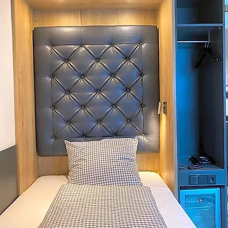 Deluxe Hotel München