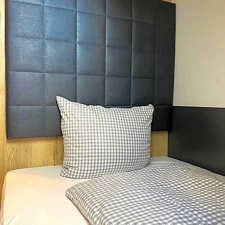 Hotel Deluxe