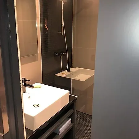Deluxe Hotel 4*