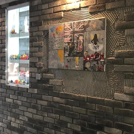 Deluxe
