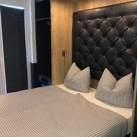 Deluxe 4* Mnichov