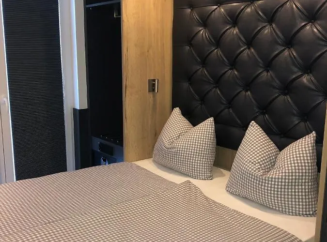 Deluxe 4* Munich