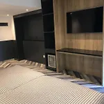 Hotel Deluxe